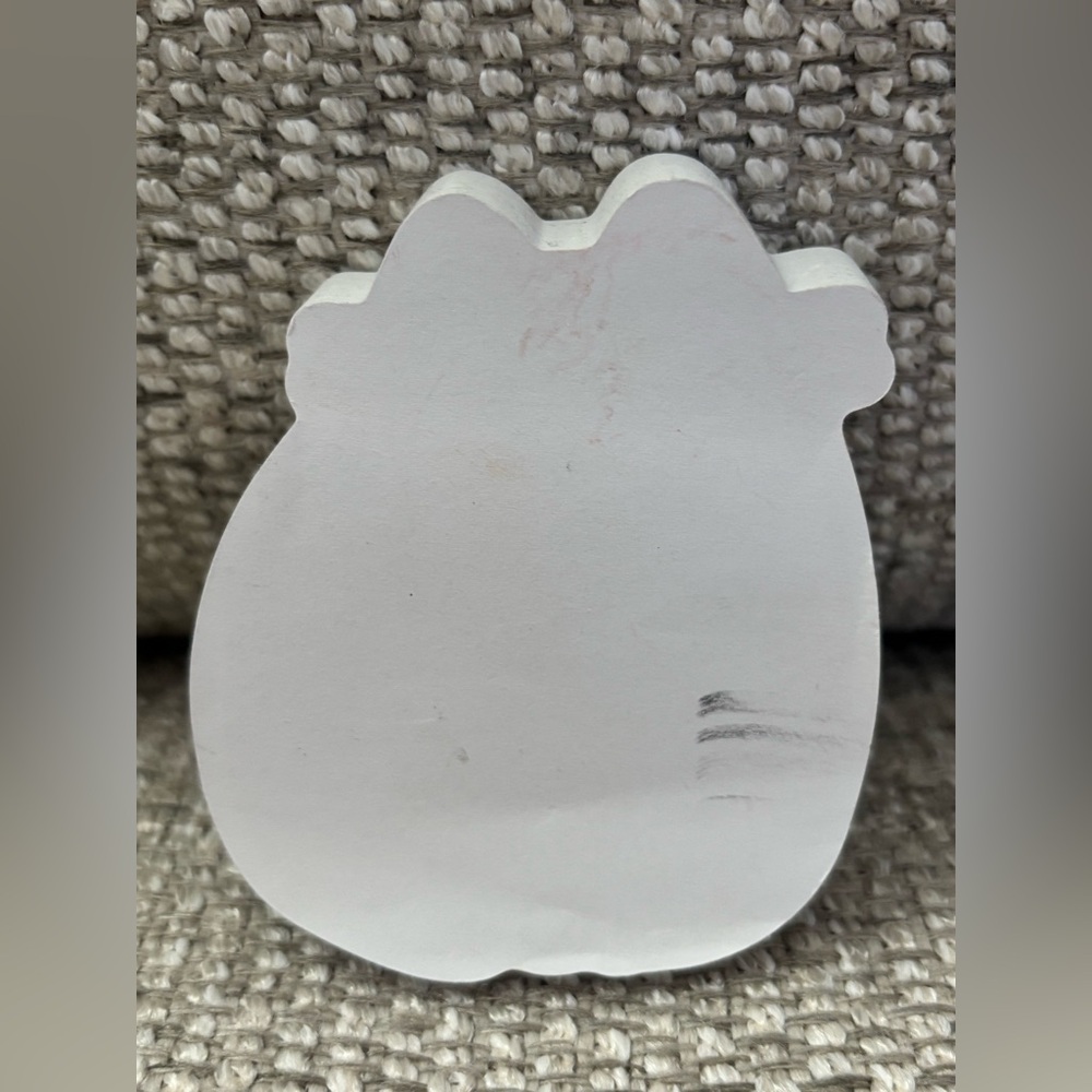 Pusheen Sticky Notepad - Picture 2 of 7